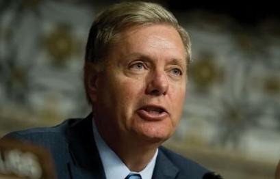 对普京施压毫无效果：格雷厄姆参议员呼吁特朗普援乌“战斧”。

俄乌战场的硝烟刚又