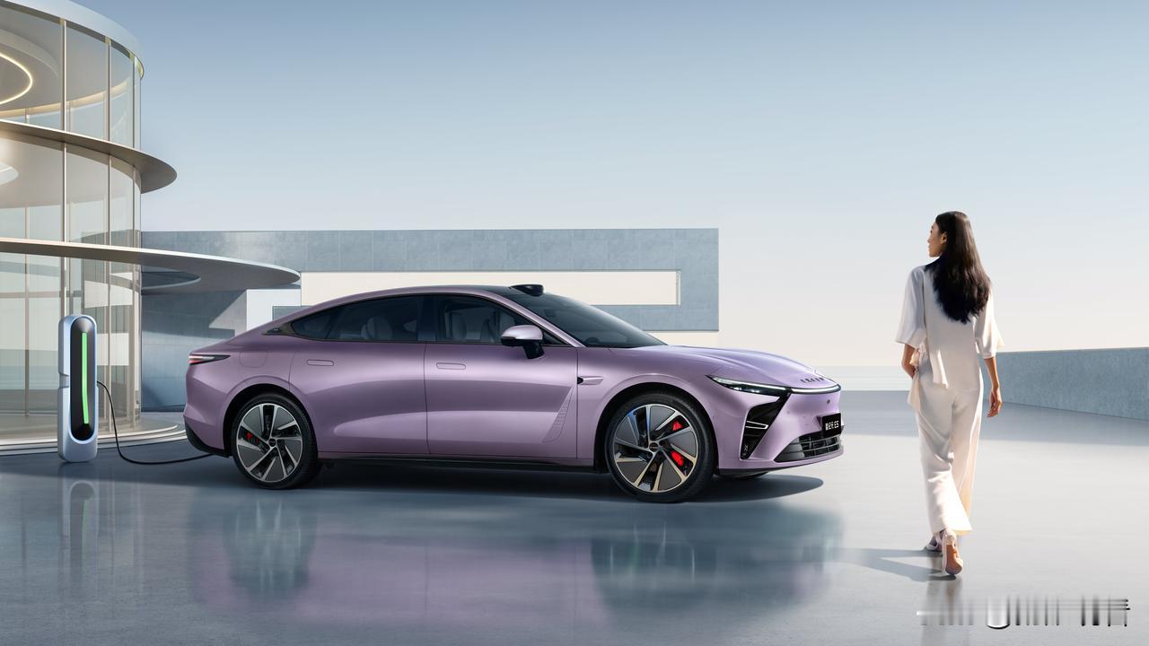 20万级卷王实锤！星纪元ES/ET用技术“掀桌子”，同级竞品直呼顶不住了。
 