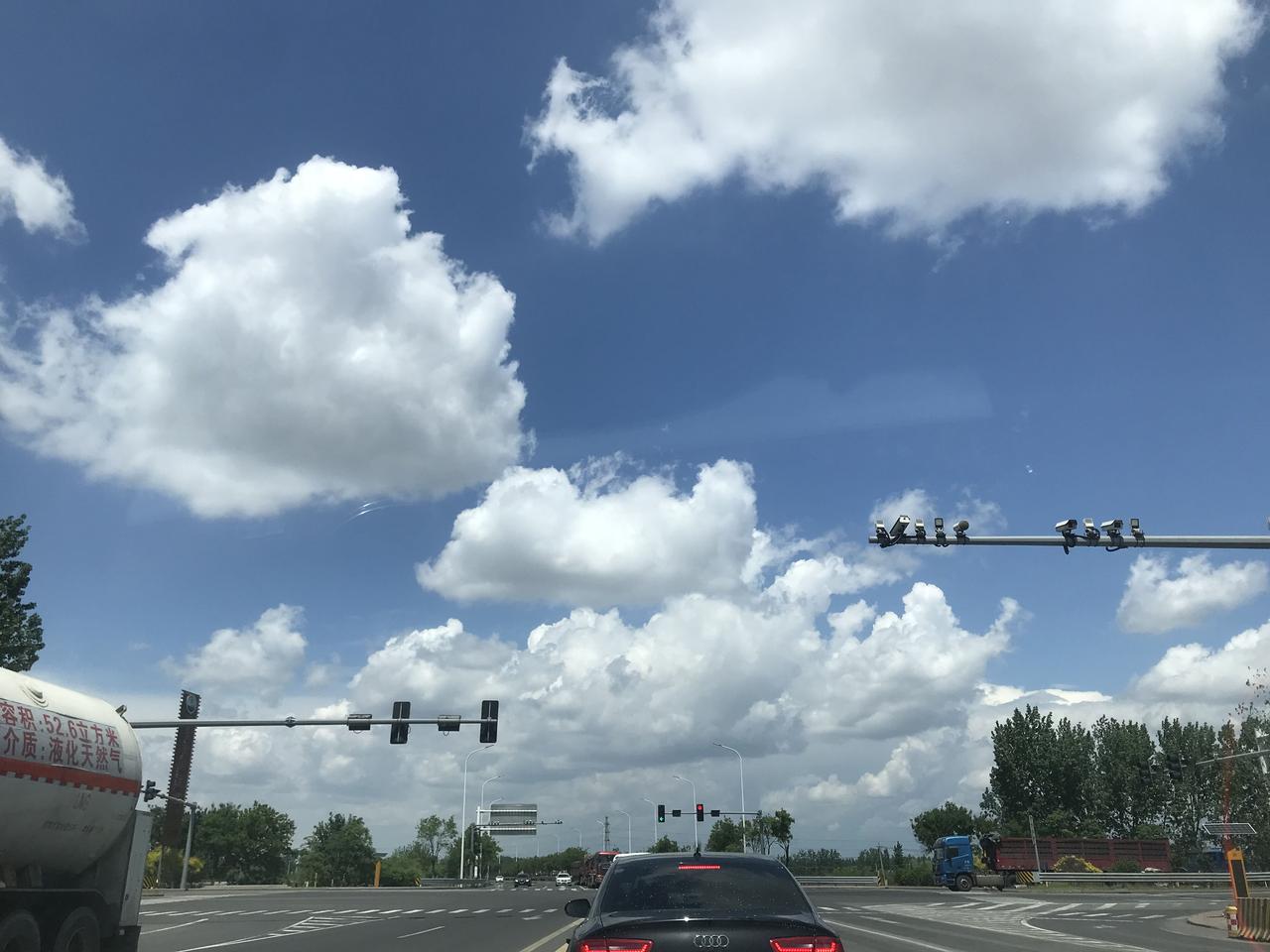 想看看大家拍的天空天津滨海新区天空