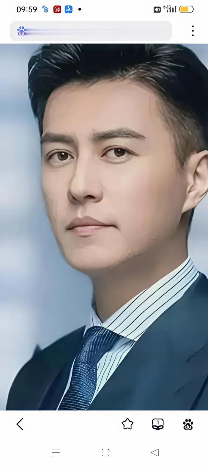 王仁君和靳东
王仁君气质外形更温润
靳东气质偏阳刚
论演技
两个人都有亮点
只能