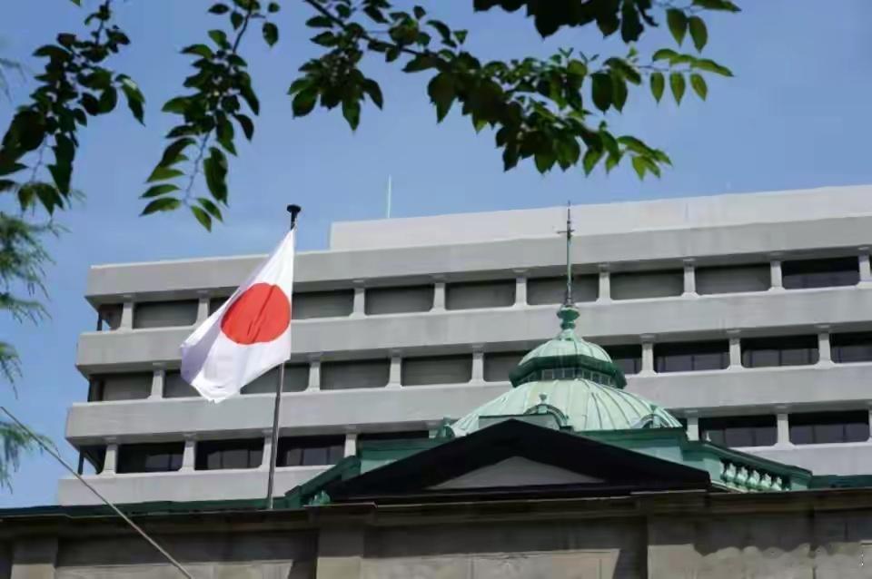面对美国制裁日本不信邪：中国都敢买伊朗石油，我们为什么不行？今年6月，美国财政部