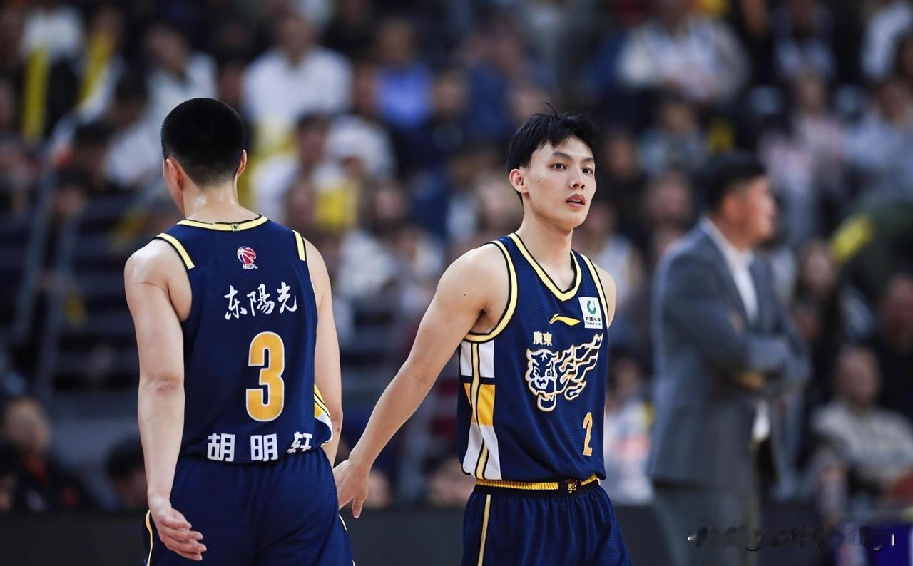 广东宏远被淘汰并不可怕，可怕的是这支球队变的越来越陌生！

之所以说他陌生，是因