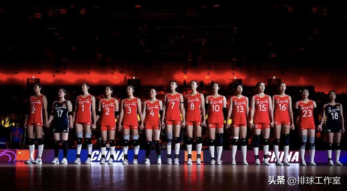 袁心玥还能继续打球吗？

不得不承认，她还是国内第一副攻，国际上一流副攻，她的背