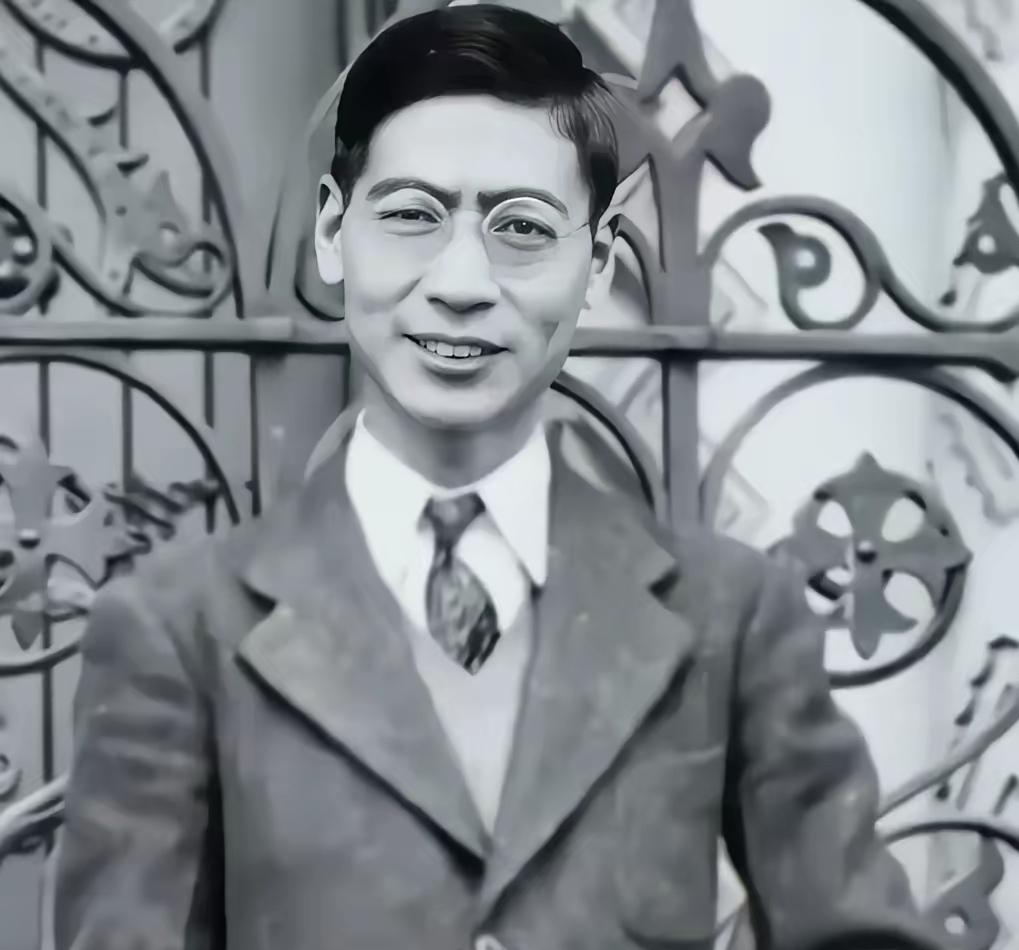 他到底有多厉害？
抵得上十个师的科学家，美国留不住，却因空难永远离开  

当年