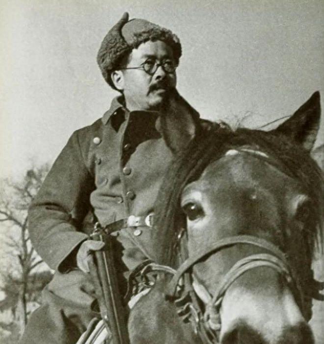 他是开国功勋，为何毛主席在1949年开国大典时却没有让他参加这一盛典？
1949