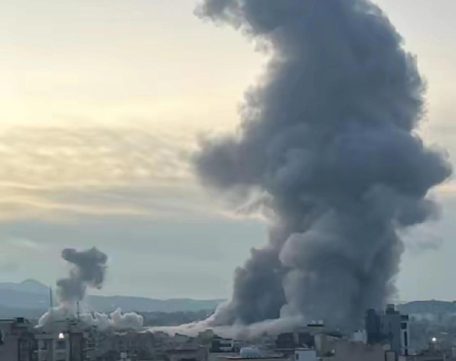 以色列炸毁美使馆大楼，白宫感到无可奈何，今后看来回不去了！
多家媒体援引以色列军