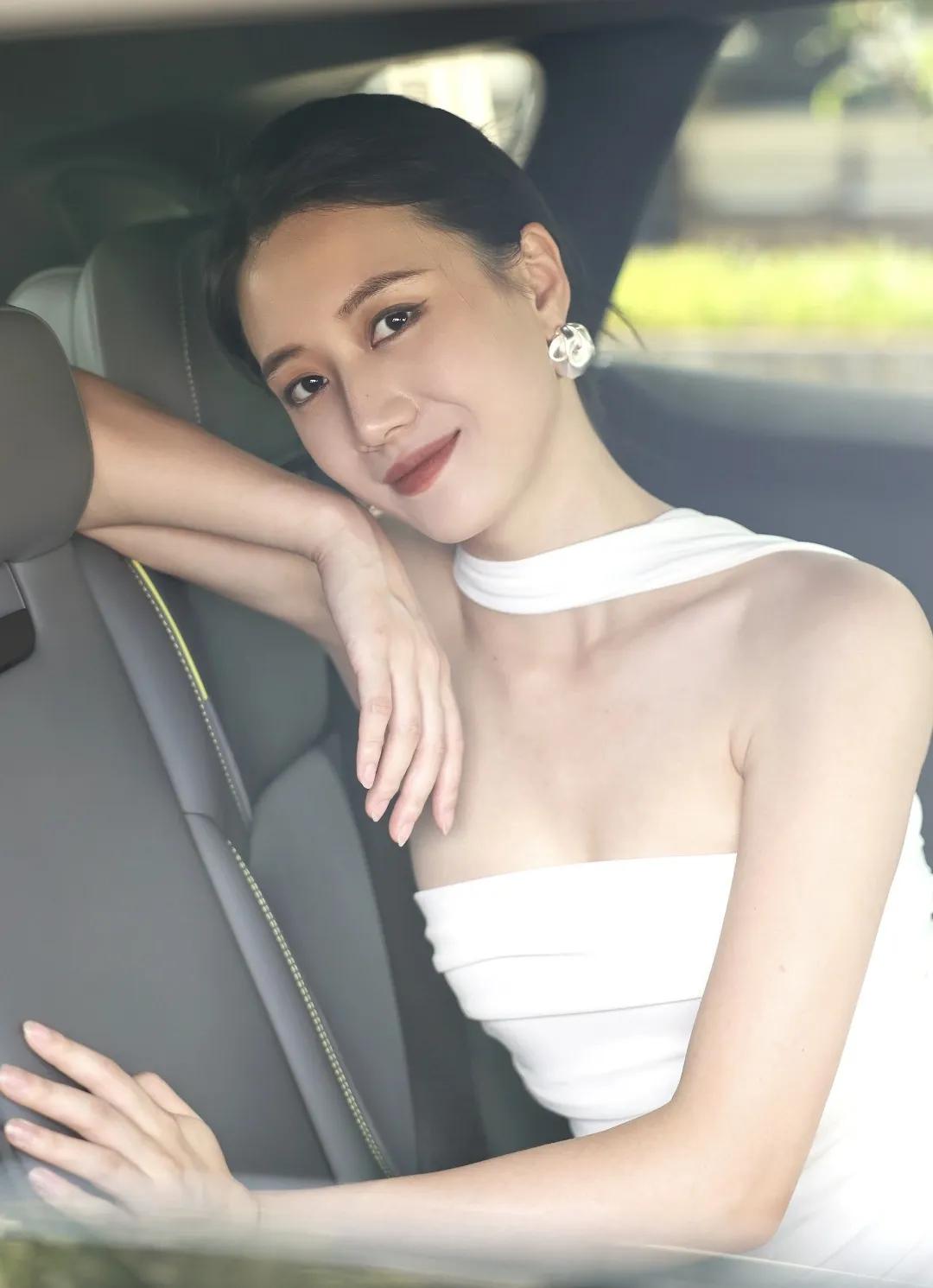 作为一个结婚的过来人，我告诉你结婚8个好处：
1，结婚了，男人能有个贴心的小助手