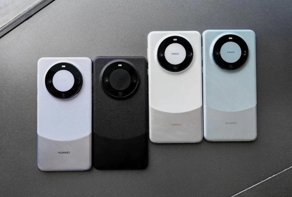 最近华为和苹果相继推出了各自的旗舰产品，Mate60和iPhone15系列牢牢占