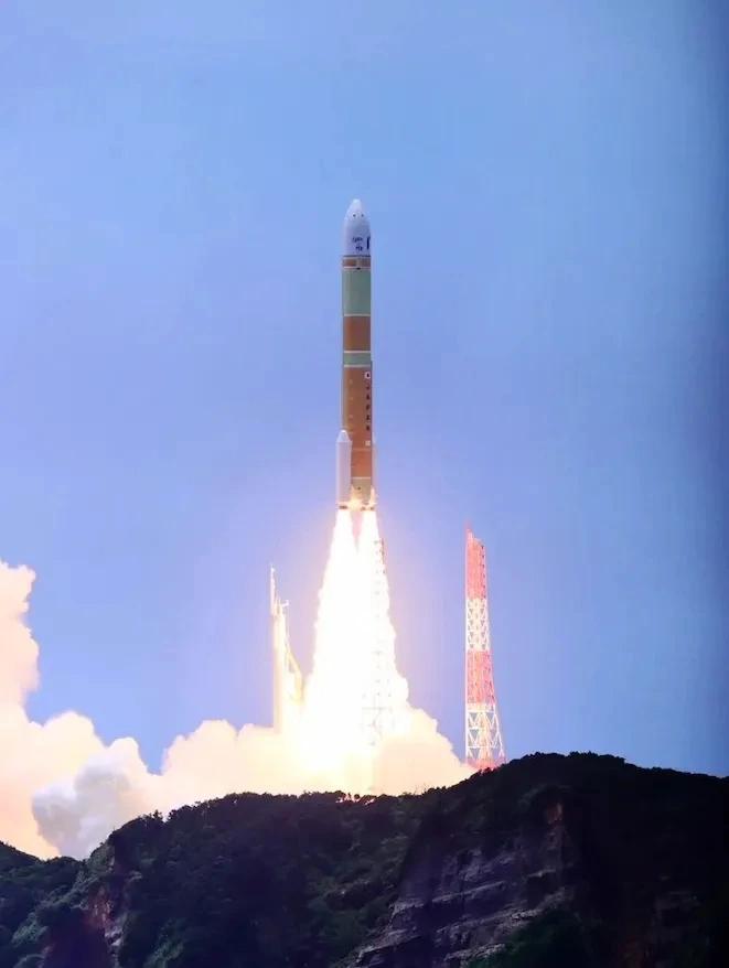 日本三年内两败，高市早苗深受打击。12月22日，日本H3火箭发射失败，这对日本政