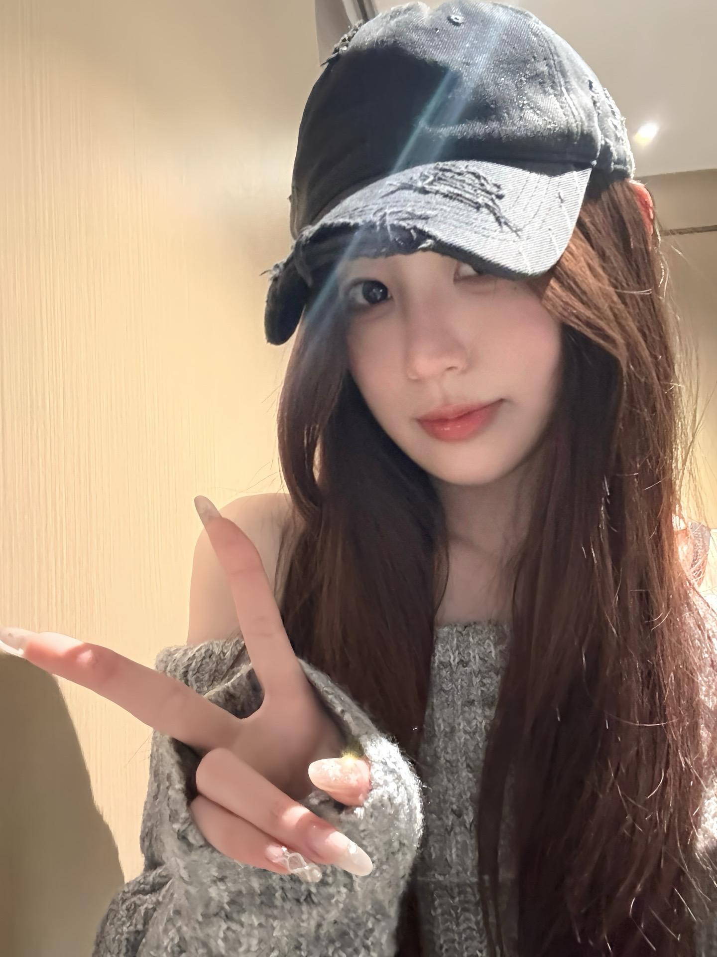 判断一个人品味好坏 你就跟他谈恋爱 如果他肯 说明品味还可以