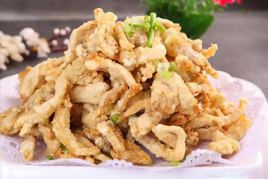 少吃油炸素菜 健闻登顶计划  减肥 干炸蘑菇、炸红薯丸子等油炸素菜酥香油润、入口