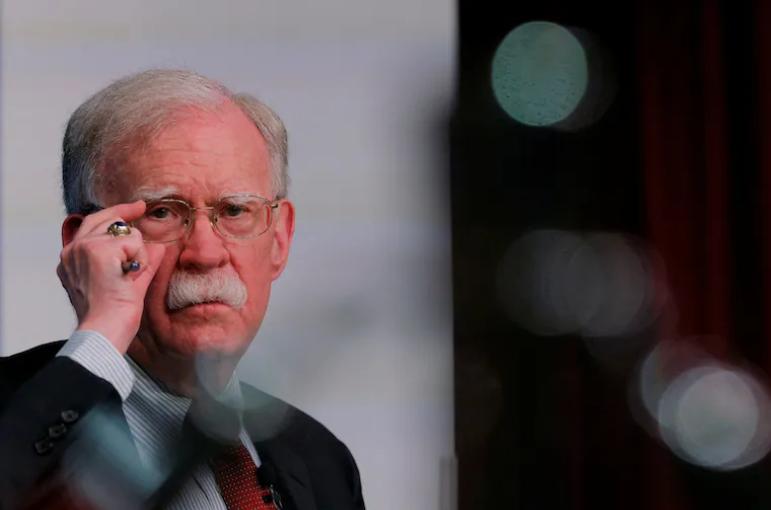 是背后补枪，还是真心劝谏？博尔顿怒批特朗普

美国前国家安全顾问约翰·博尔顿批评