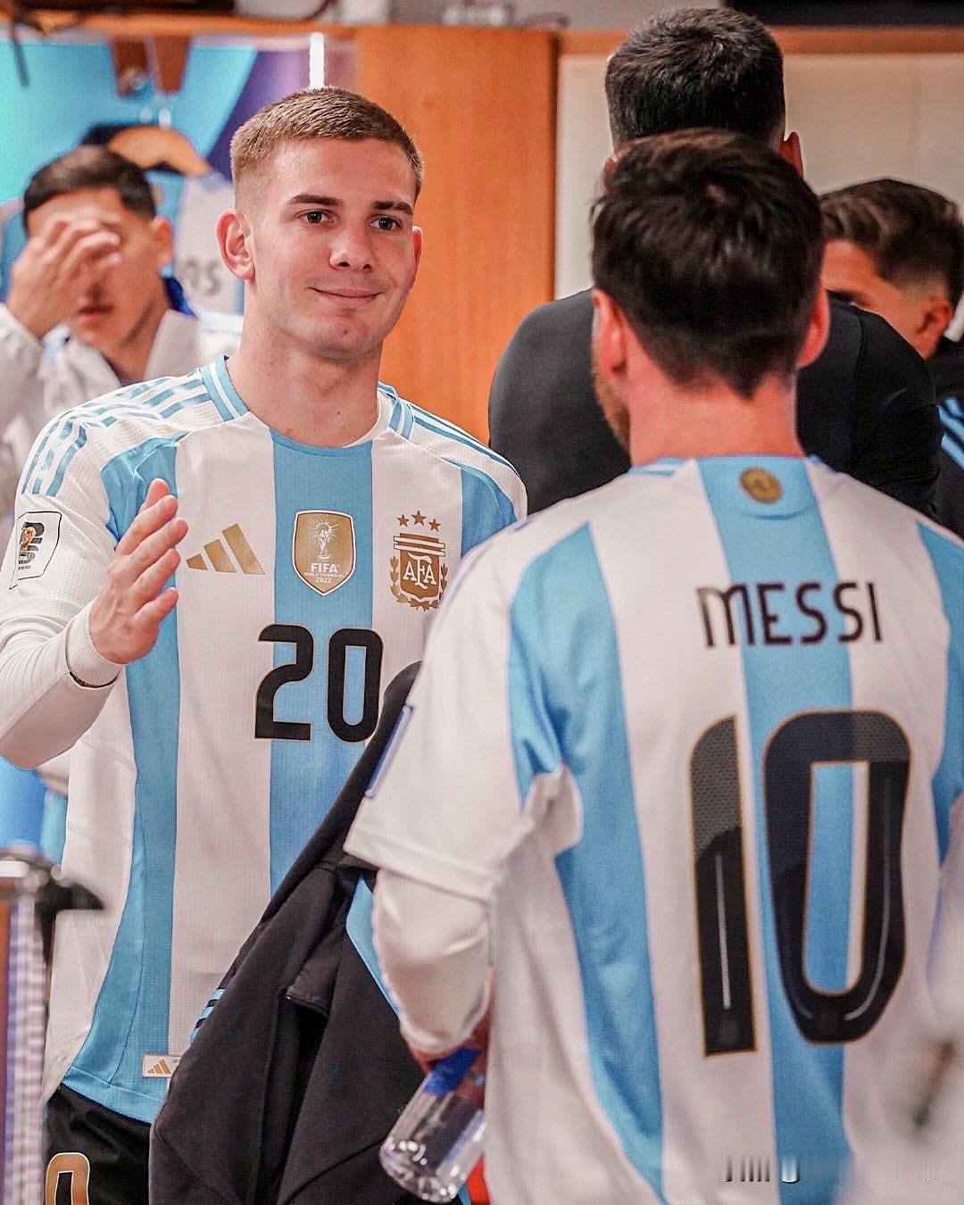 奥莱

弗朗哥·马斯坦图诺是继梅西之后，第二年轻的在欧冠联赛中进球的阿根廷球员?