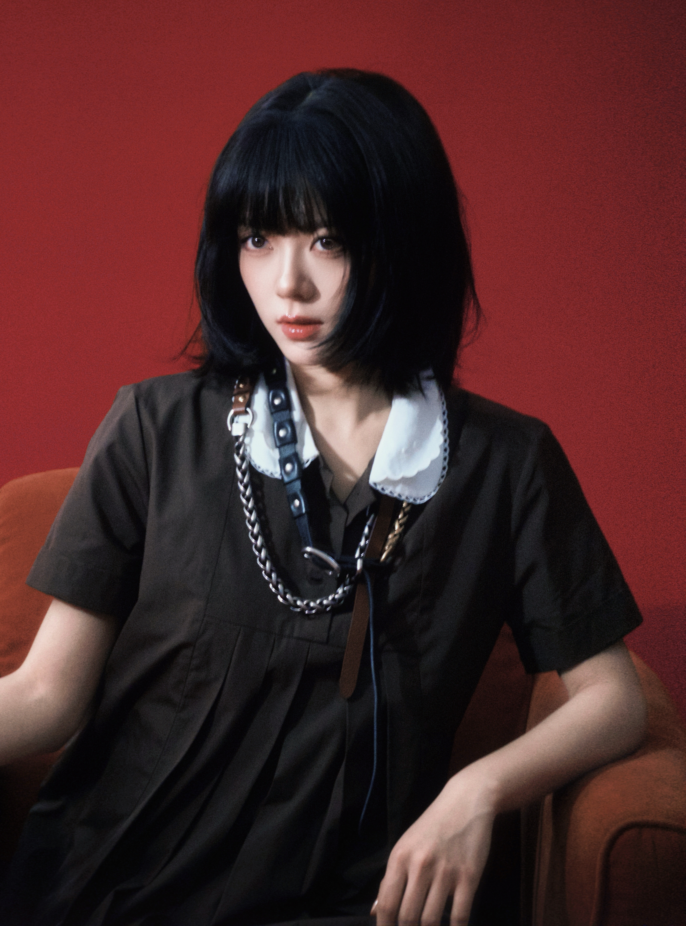 ⸝⸝                      🖤🧡❤️赵今麦 