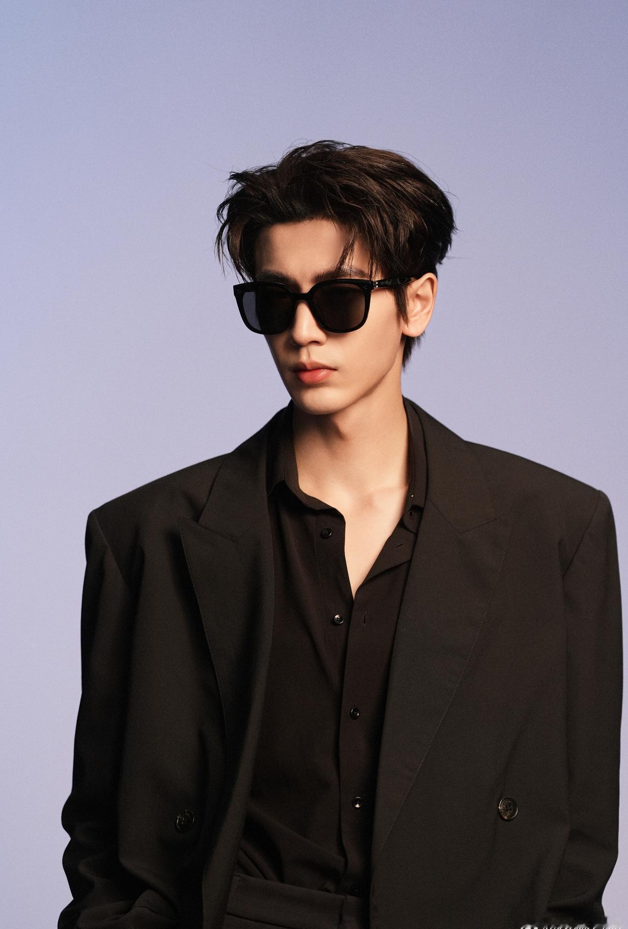 I张凌赫归鸾 

亲爱的你不用刻意去隐藏你的情绪我爱你就会包容你的一切

@张凌