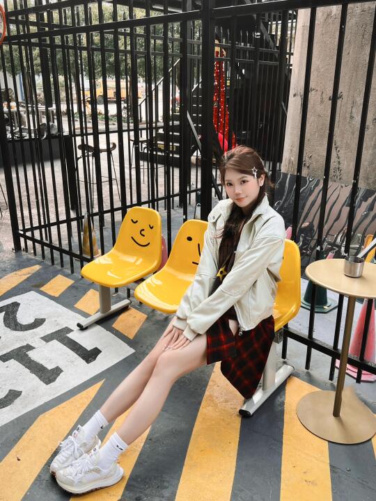 ˃̵ ֊ ˂̵꧞