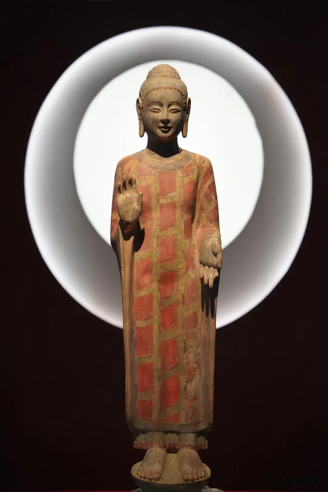 来山东青州旅行，厨男我必须推荐大家打卡一个地方，那就是———“青州市博物馆”。
