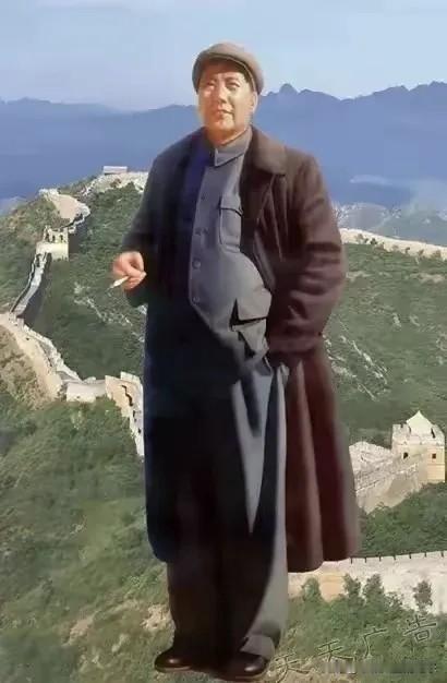 每当革命处于生死关键时刻，是毛主席挽救了革命、挽救了党，没有毛主席，就没有新中国