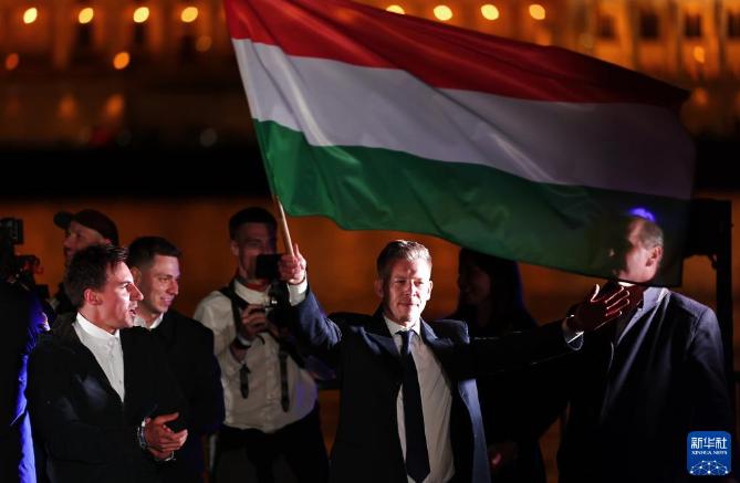 匈牙利4月12日大选引发欧洲震动，连续执政16年的欧尔班在国会选举中失利，蒂萨党