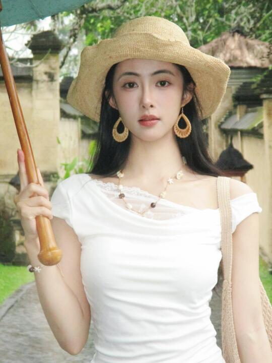 雨天ccd胶片直出 🌧️ 住进稻田悬崖的村落