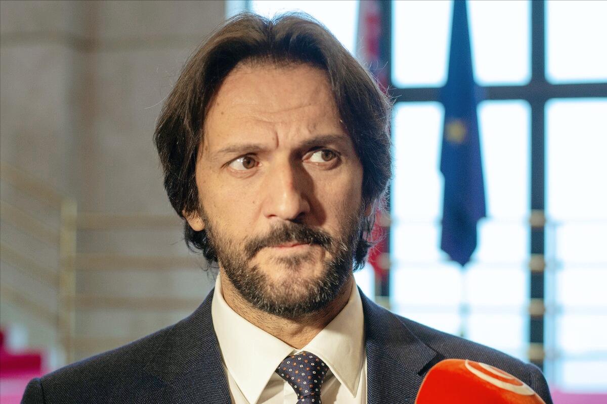 失去了欧尔班与菲佐的哥俩好，匈牙利与斯洛伐克的友谊小船说翻就翻。斯洛伐克坚决维护