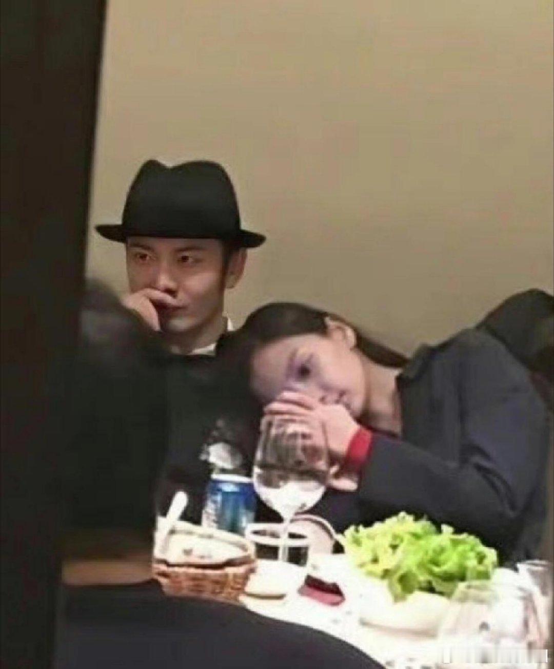 黄晓明和杨颖当初的同框嘛？！真的是很绝配吧   现在真的是意难平 ​​​