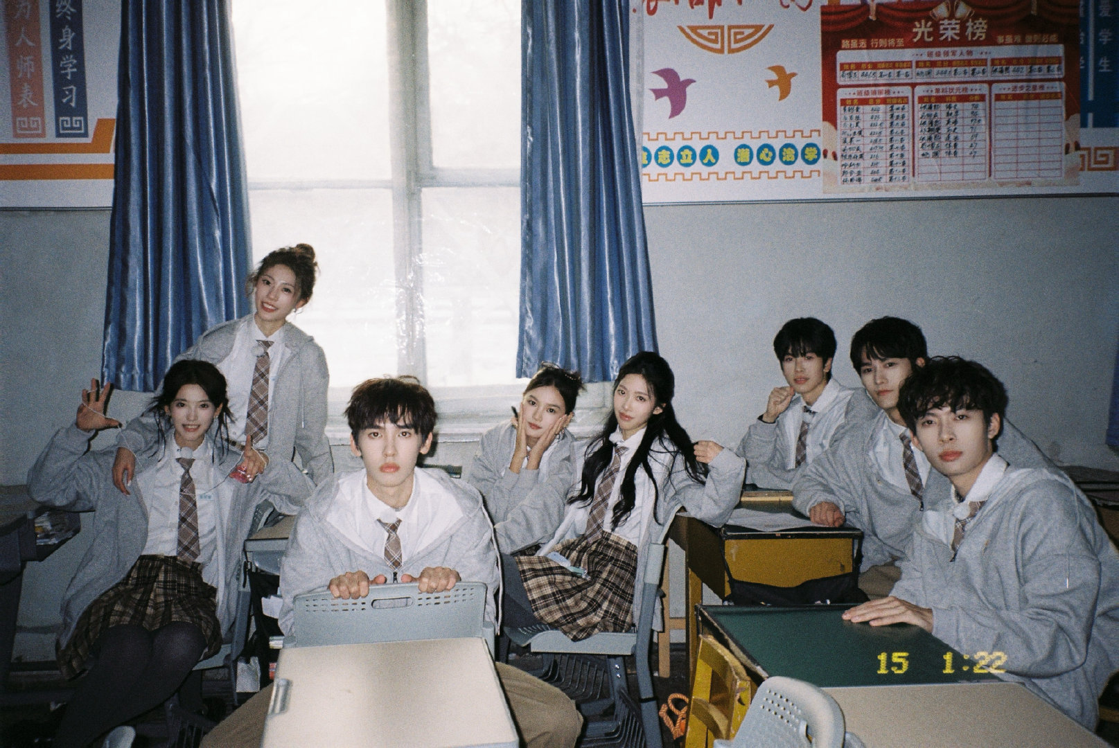 二十岁的年纪真好真让人羡慕！点点真的是爱情游戏里的勇敢者，会义无反顾地追求自己的