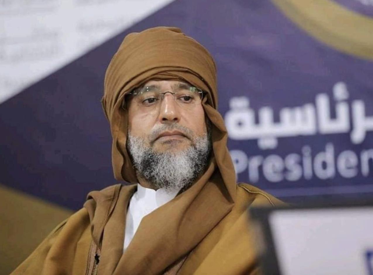 赛义夫·卡扎菲，年龄越大，长得越像他老爸卡扎菲了。

本来以为，赛义夫早就去世了