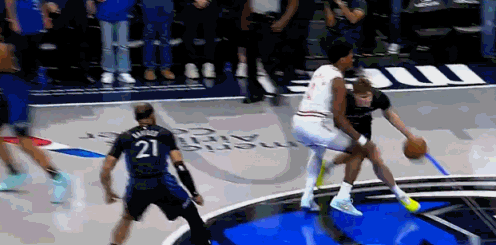 你小子挺坏啊
看着弗拉格一副人畜无害的乖宝宝样子，原来这小子还挺阴险啊！[酷拽]