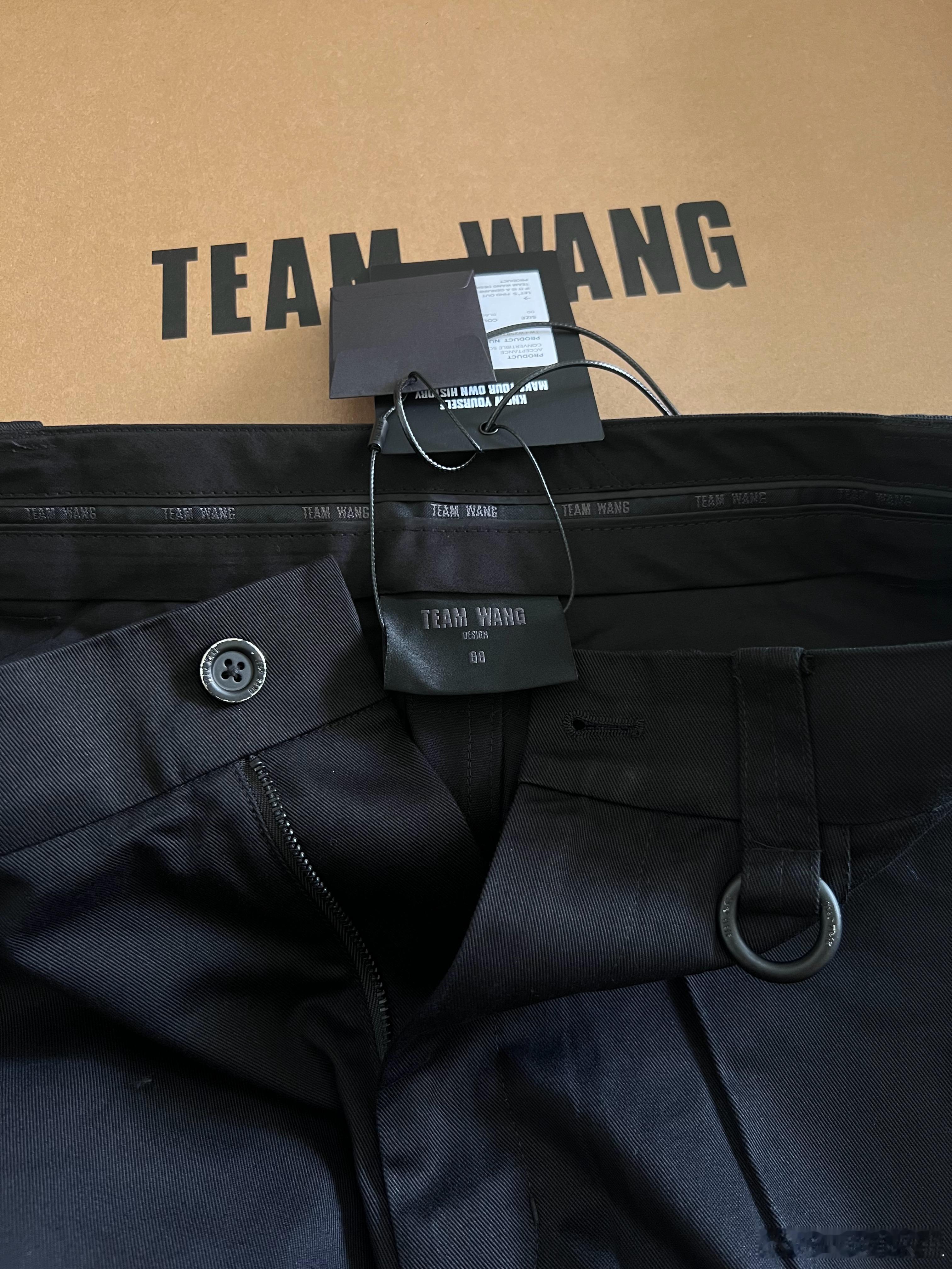 哎这裤子穿起来屁股真好看[流鼻血]teamwangdesignTEAMWANGd