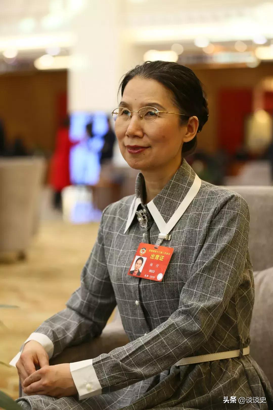 中科院教授杨佳：29岁双目突然失明，之后丈夫提出离婚并带走女儿，她是如何用整整8