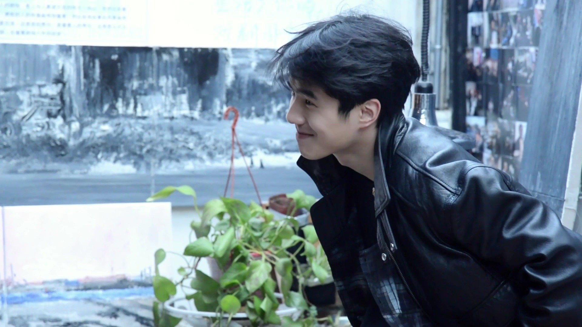 刘昊然壁纸自取。要的姐妹太多了 回不过来了