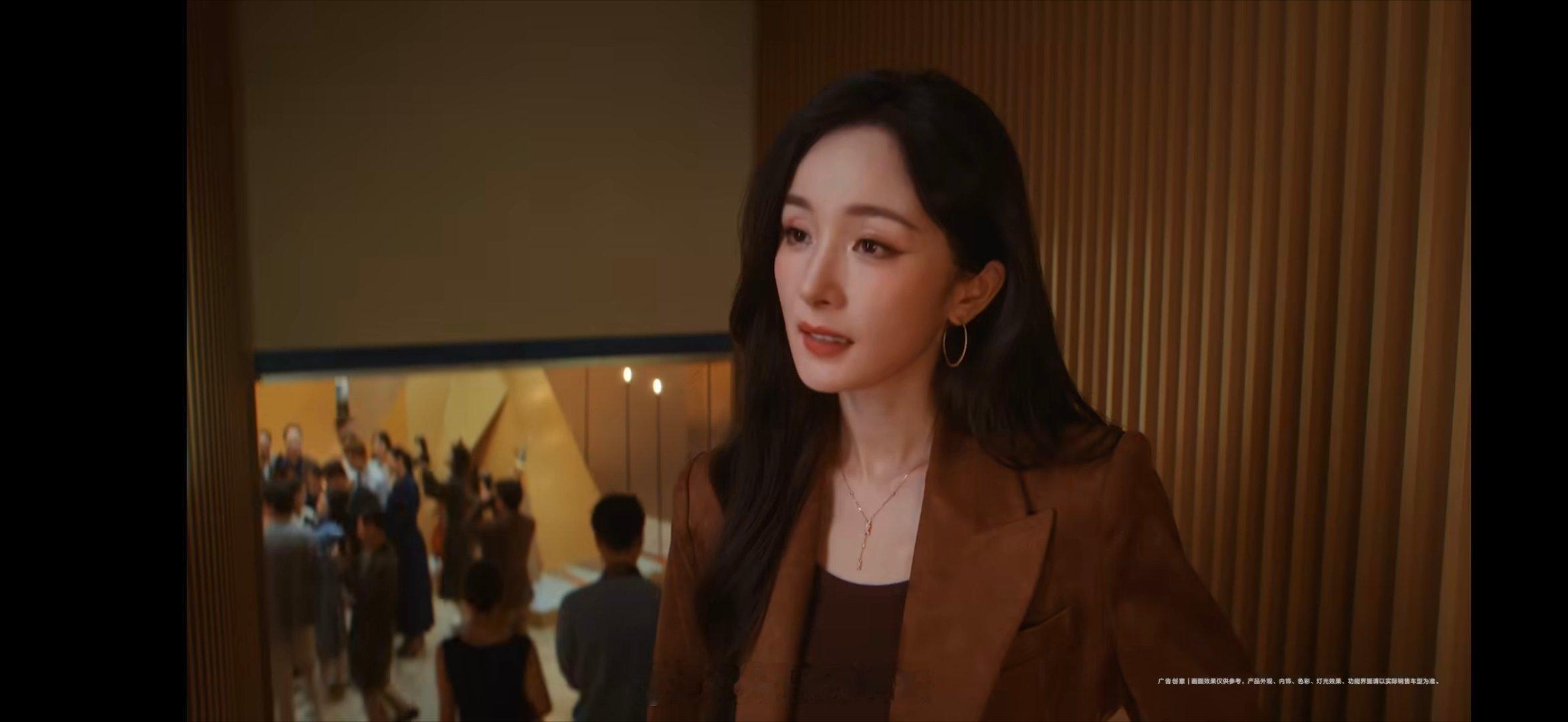 杨幂沈腾妙搭配，享界S9轻松拿捏各种生活场景，旅行车不旅行也行～余承东官宣享界品