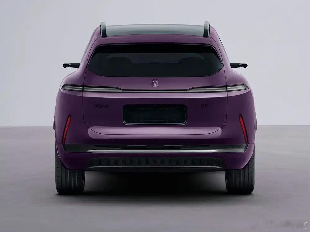 阿维塔 07L 加长版 2026 年 8 月正式上市，定位中大型豪华纯电轿跑 S