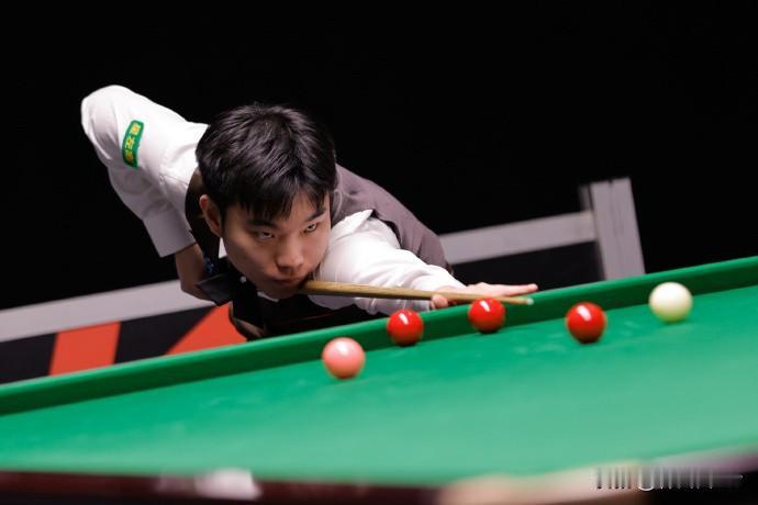 2026斯诺克世锦赛最新战报：
中国3将已晋级16强 多位选手激战正酣 后续赛程