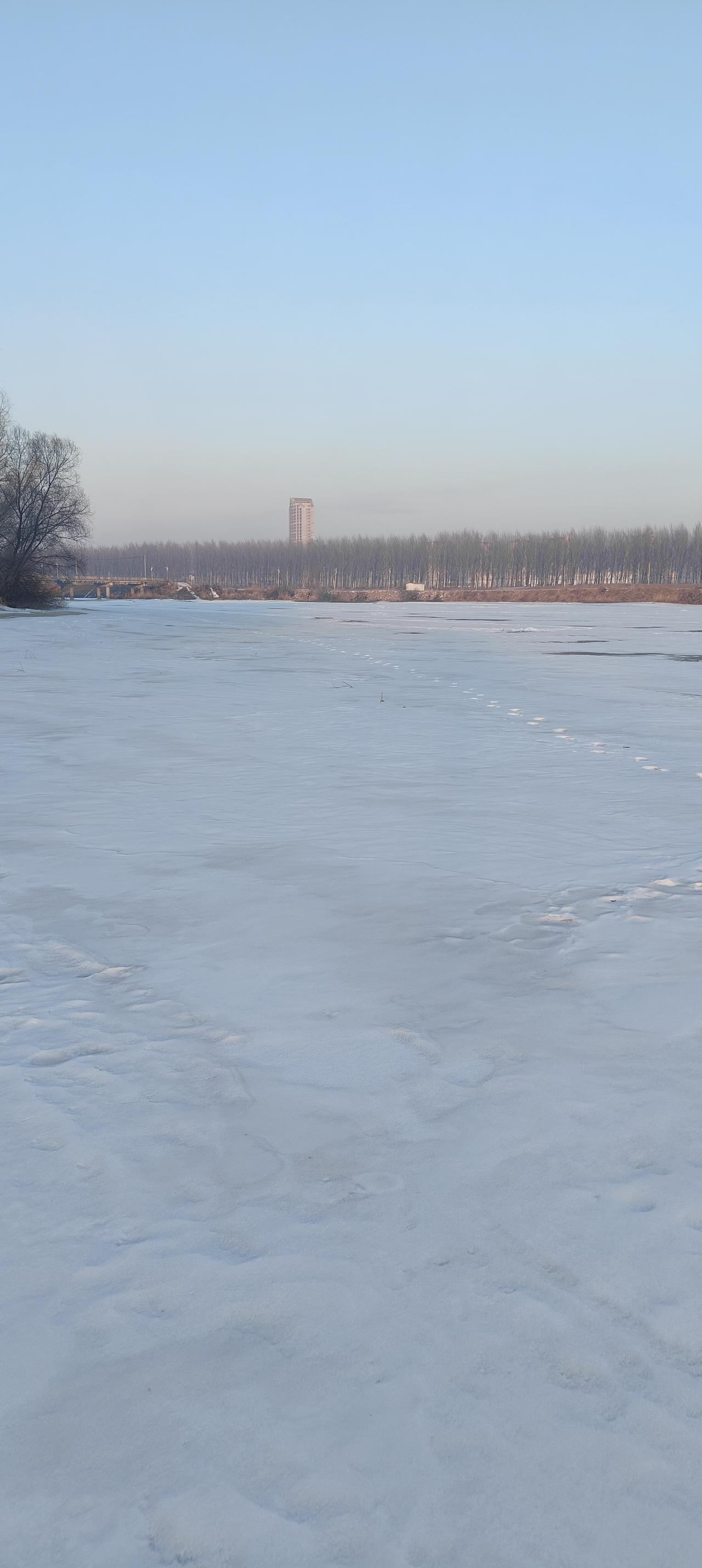 “农业学大寨”到底是学什么?农业学大寨学的是大寨人敢于战天斗地的精神。