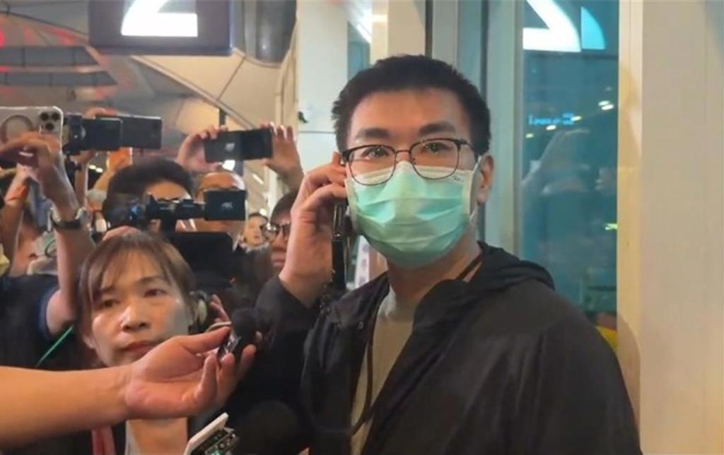 陈幸妤背后有昔全台最知名律师 媒体人：赵建铭倒大楣了
陈水扁女儿陈幸妤前夫赵建铭