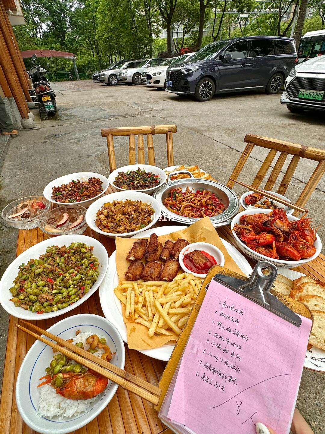 关于长沙会一直吃下去的店。。。。
