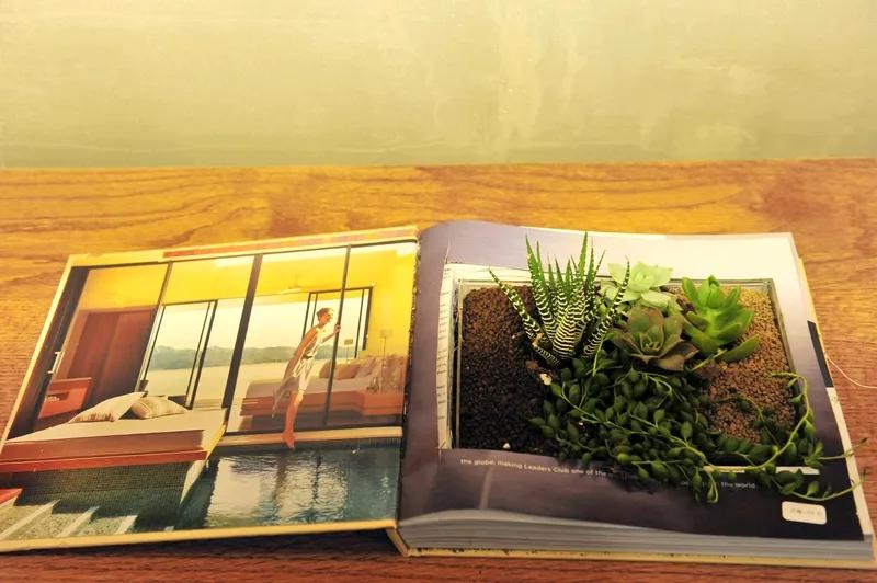 听到一个说法：人一生干的几样事是什么？
1、性生活：一生大约3000次。

2、