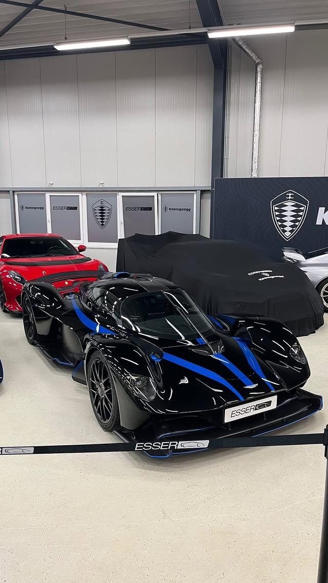 美籍韩裔Hypercar藏家Dan的V12小分队在德国Esser集结