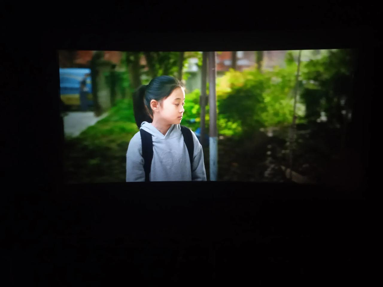 有很多改变认知的观点。
一、离婚就一定不好嘛？

不一定。如果两个已经不相爱了，