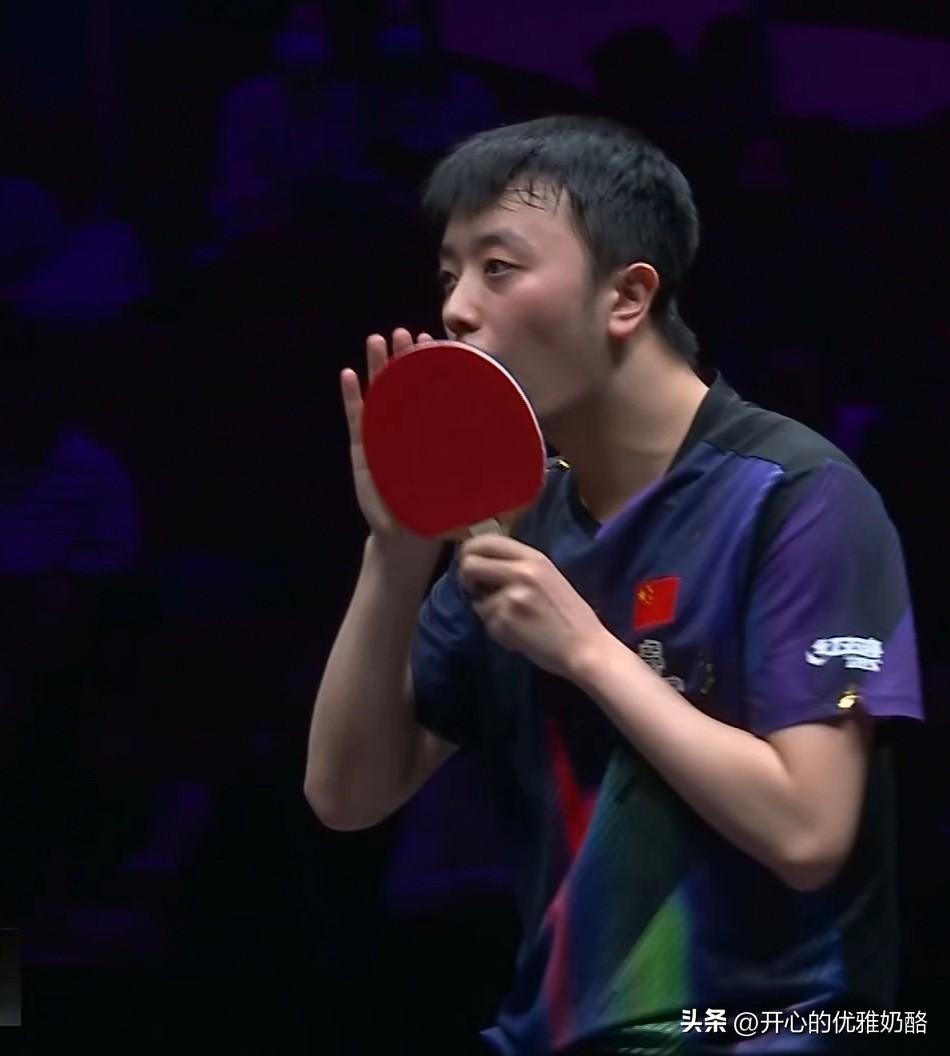 雨果明显有备而来，陈垣宇输在不够坚定。
陈垣宇开局没有太多变化，场上就有点被动，