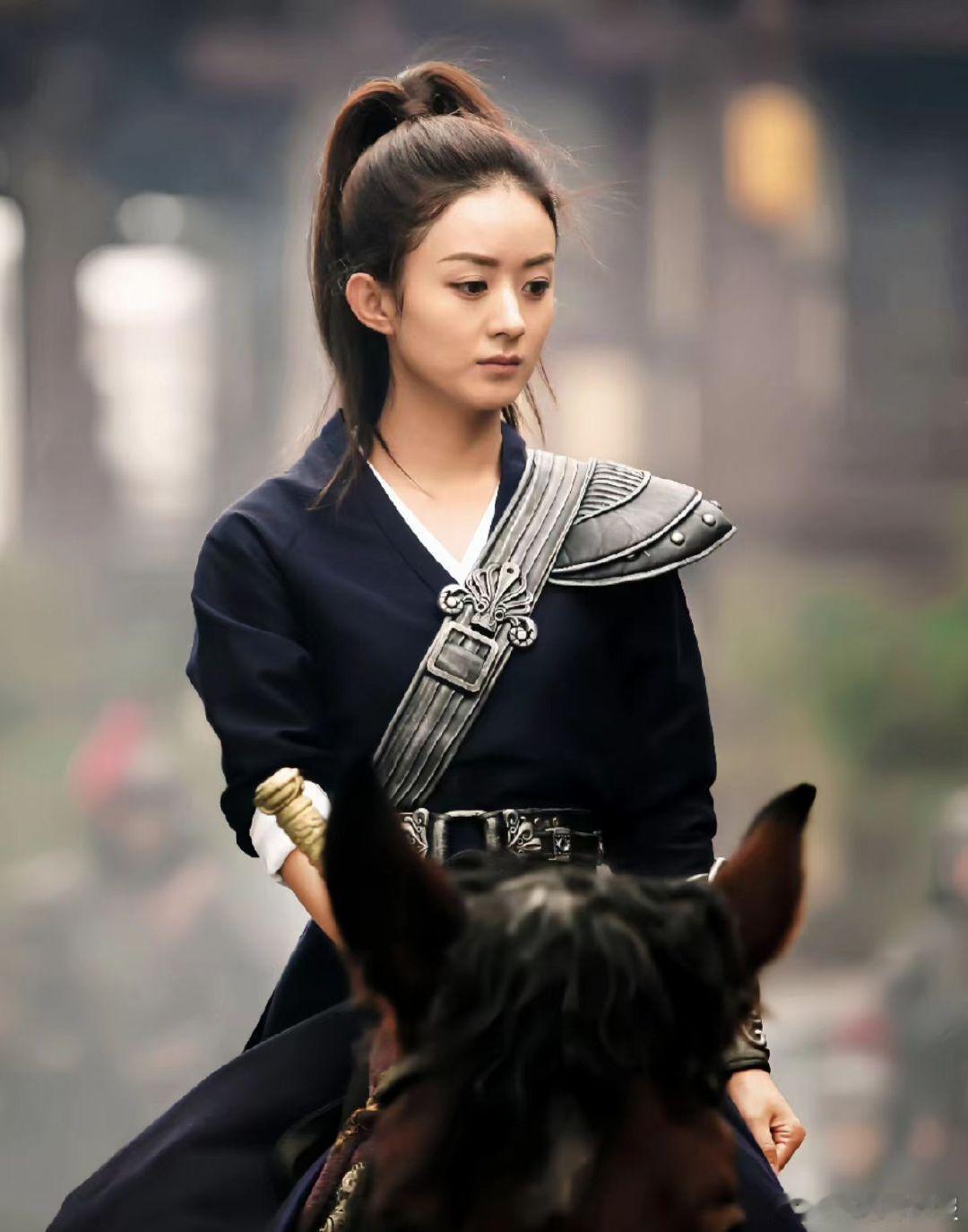 楚乔传再次迎来宣发期新版播出让楚乔传再爆火，才真正体会到赵丽颖版楚乔的地位，当年