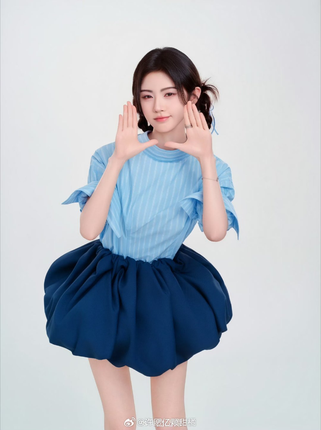 万花世界 jjy鞠婧祎苏绿夏 jjy鞠婧祎万花世界“其实你还是你 一点都没有变 