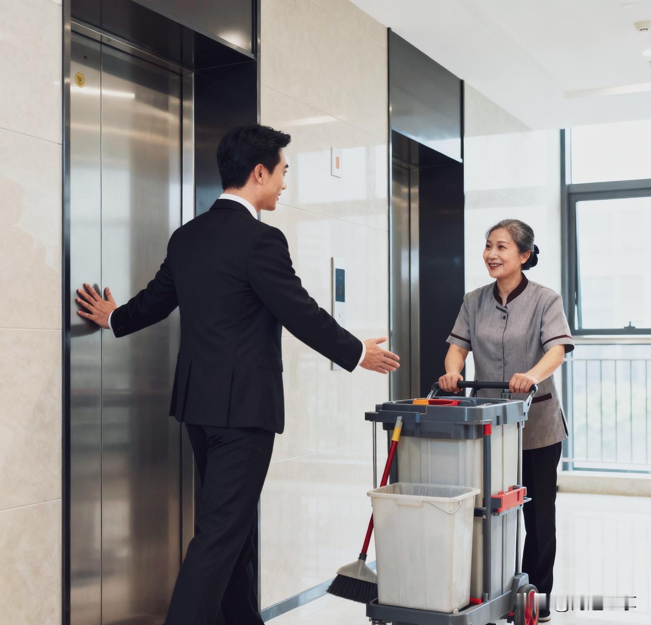 人性中最大的善是什么?是“懂得疼人”。不是非得做惊天动地的大事，而是看见别人难时