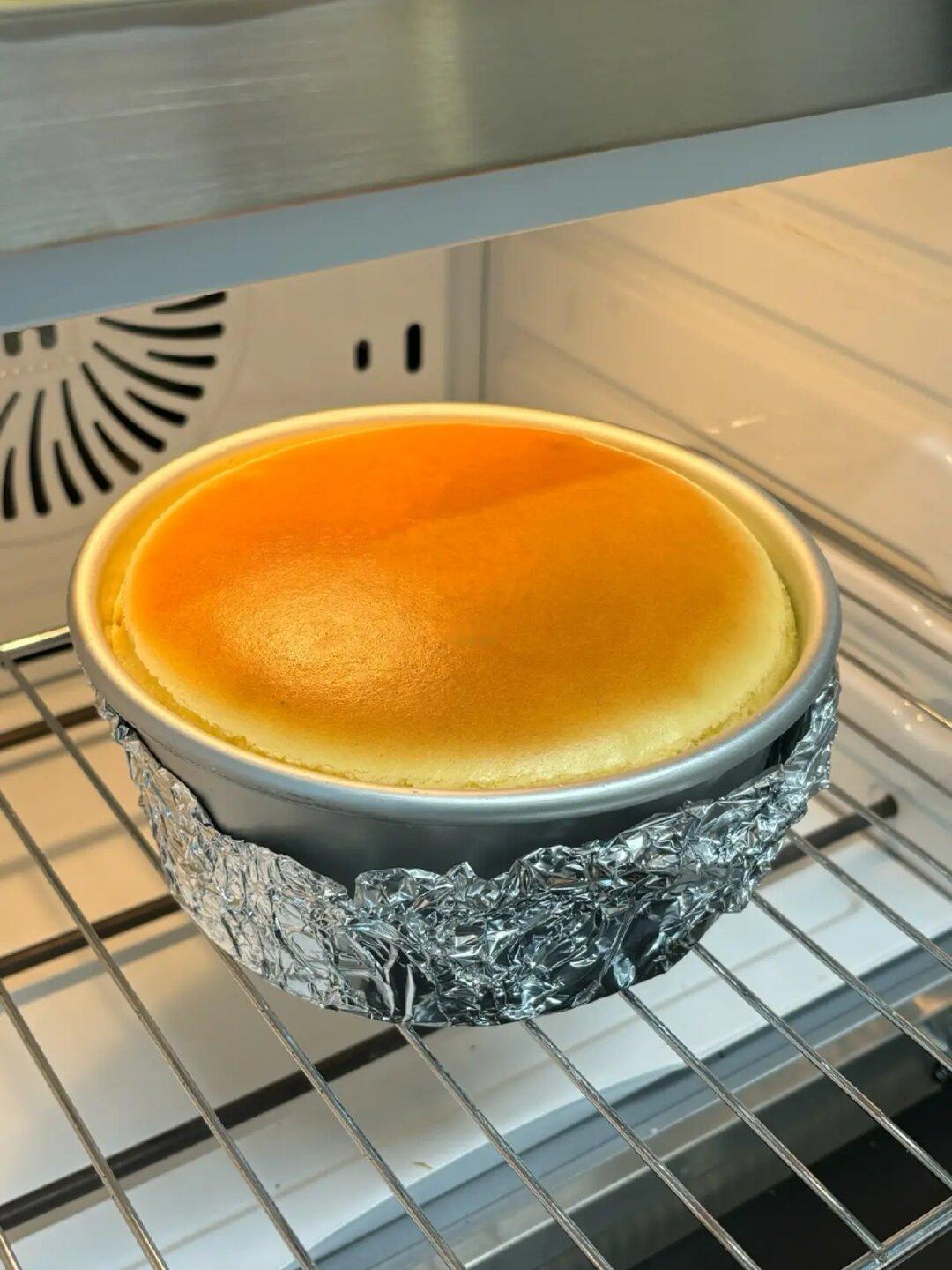 10 块钱做 1 个淡奶油蛋糕