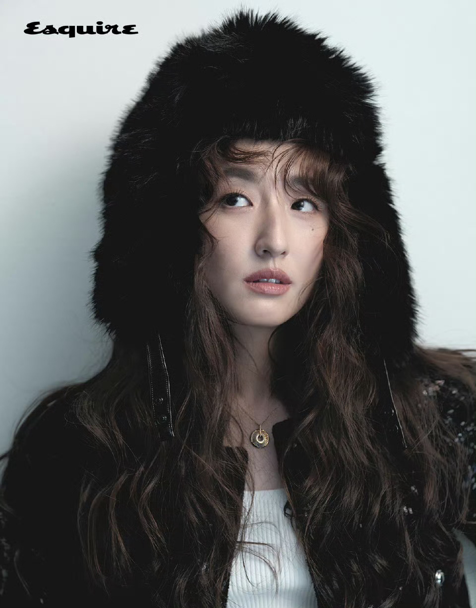 柯佳嬿、曾敬骅 | Esquire tw 12月号封面 