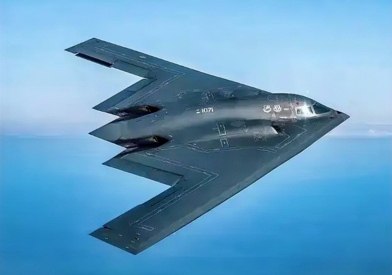 美籍华人直言，在美国对伊朗实施打击后，中国已然失去了和美国抗衡的信心，但事实却是