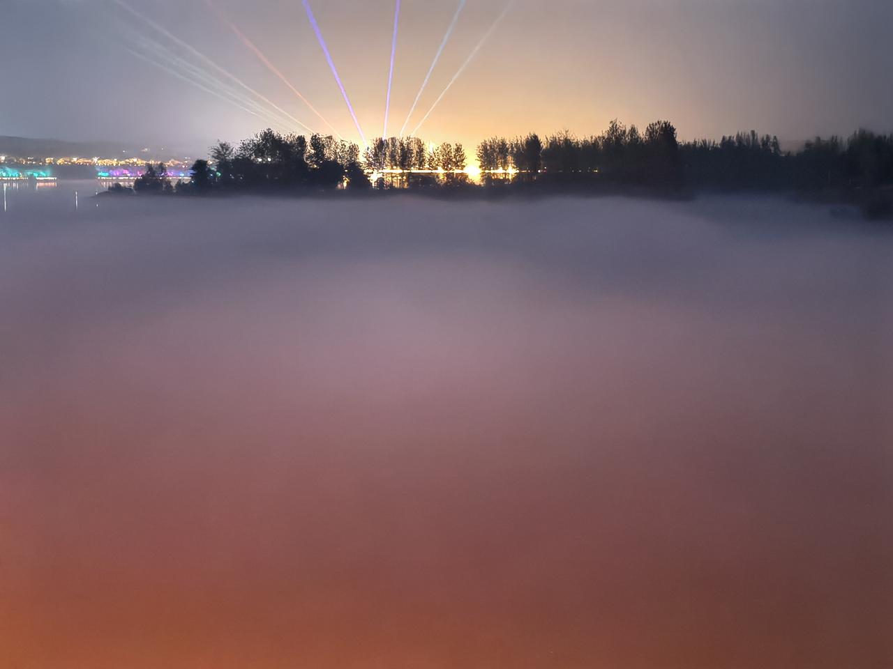 圣人成仙以后，不得不与家人断绝亲情关系，只把家人当做陌生人看待。于是有网友感到无