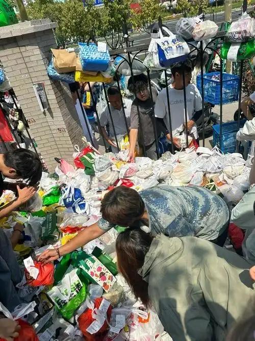 住房或许是这一代年轻人，继外卖大战之后，又一次能把握住的时代红利。
 
十五五规